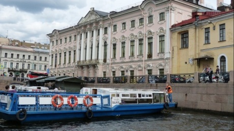 Темповете на ръст на ипотечното кредитиране в Русия ще спаднат наполовина  pic